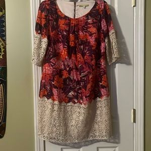Gianni Bini floral w/ Lace Dress Size S